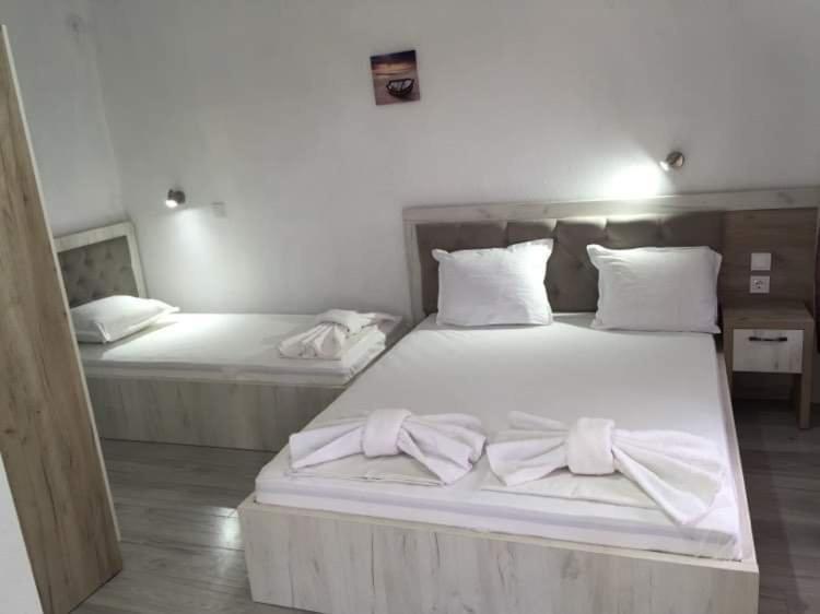 Къща Мечта Hotel Chernomorets Buitenkant foto